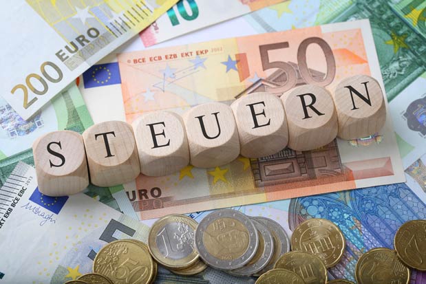 Geld sparen bei der Steuer